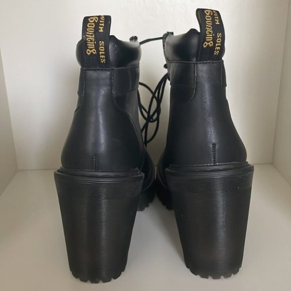 Dr. Martens Averil Leather Heeled Padded Lace Up Combat Lug Sole Ankle Boots - Picture 5 of 9